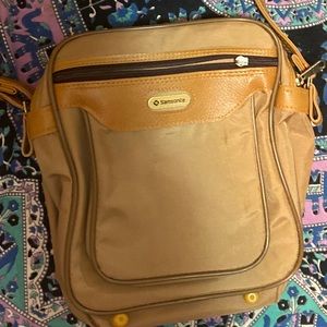 Vintage Samsonite camera bag